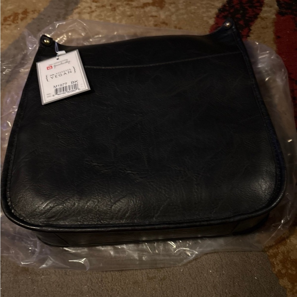 Black Vegan Leather Womens crossbody